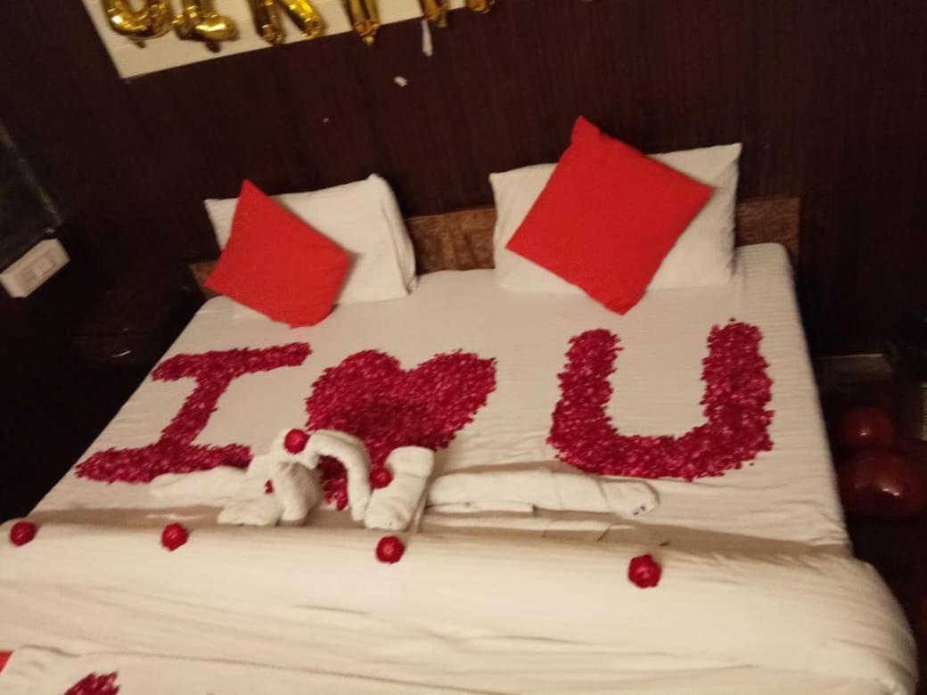 Hotel Kamal Lucknow Zewnętrze zdjęcie